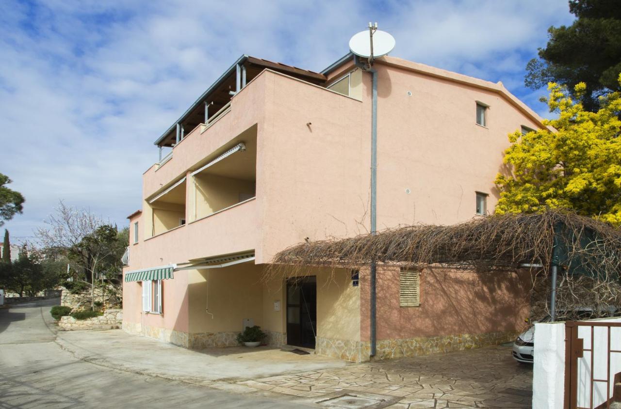 Apartments By The Sea Mavarstica, Ciovo - 12696 Трогир Екстериор снимка