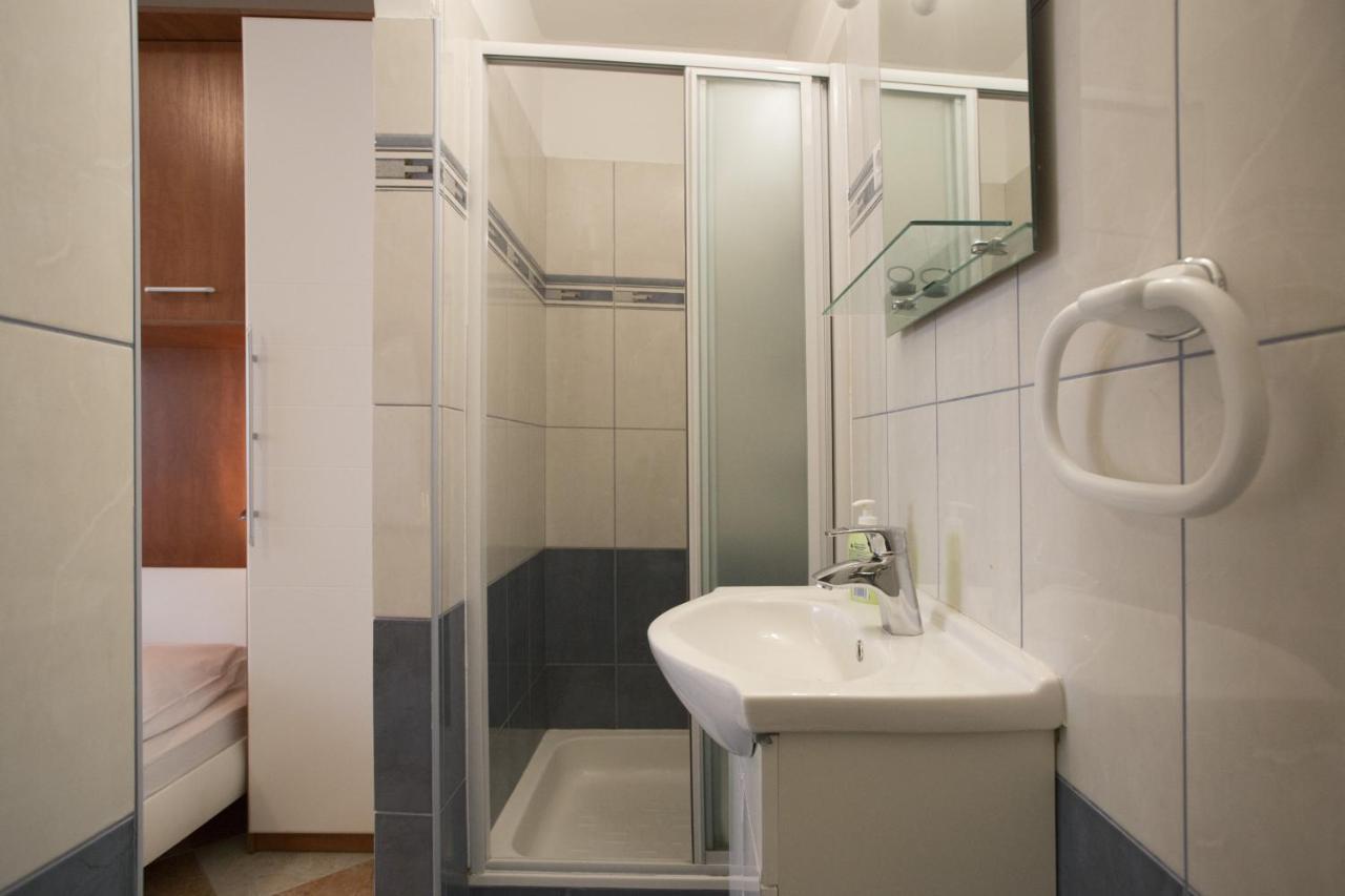 Apartments By The Sea Mavarstica, Ciovo - 12696 Трогир Екстериор снимка
