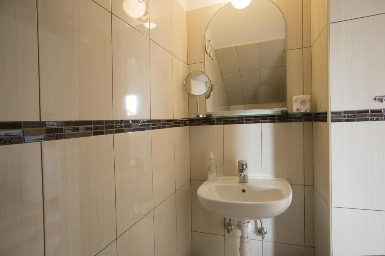 Apartments By The Sea Mavarstica, Ciovo - 12696 Трогир Екстериор снимка