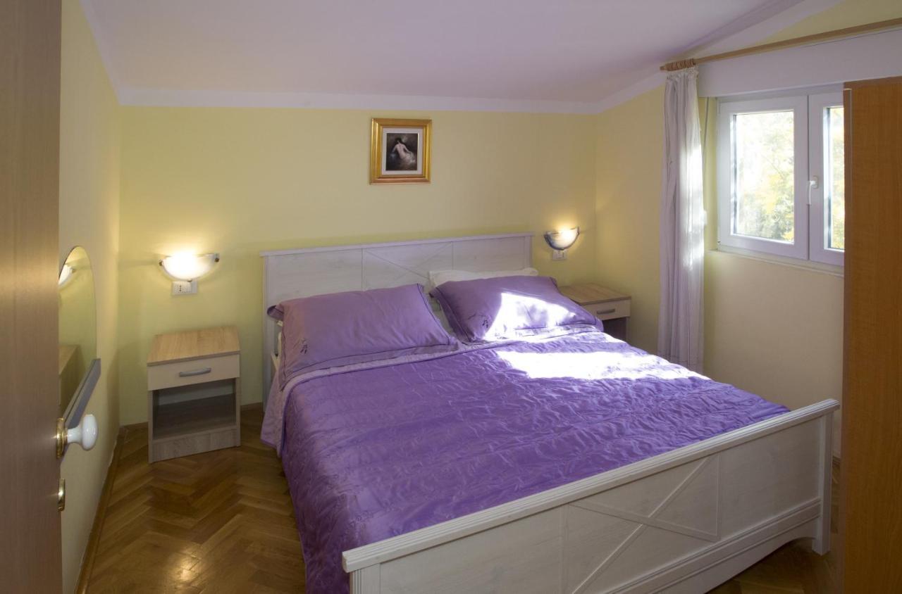 Apartments By The Sea Mavarstica, Ciovo - 12696 Трогир Екстериор снимка